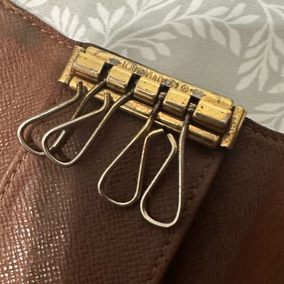 Louis Vuitton key holder Brown Monogram - Picture 5 of 10